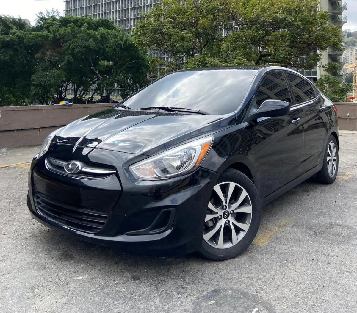 Hyundai Accent 1.6 Automático 2017 Negro