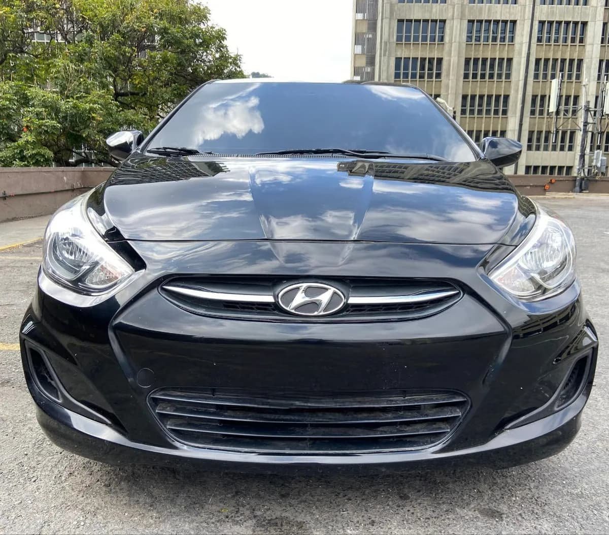 Hyundai Accent 1.6 Automático 2017 Negro