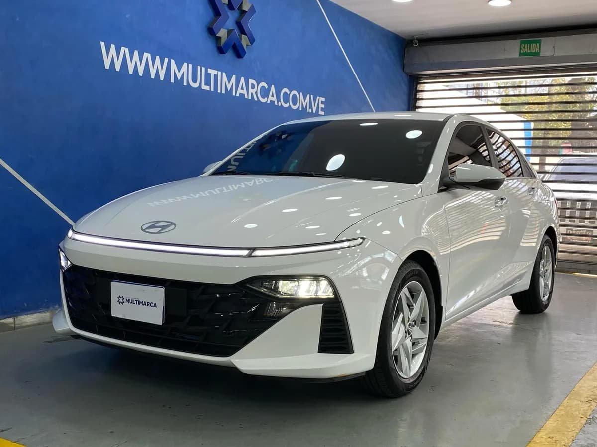 Hyundai Accent 2025 Blanco