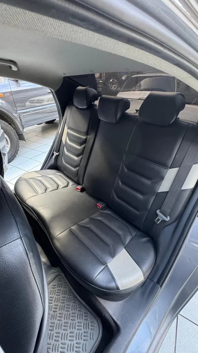 Hyundai Accent Sedán 2017 Gris
