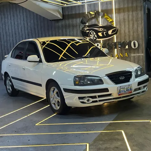Hyundai Elantra 2011 Blanco Caracas