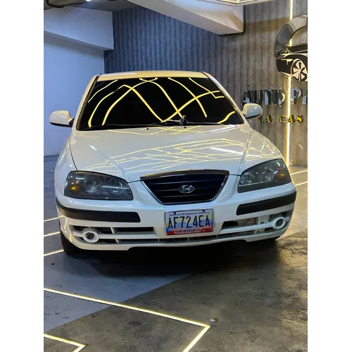 Hyundai Elantra 2011 Blanco Caracas