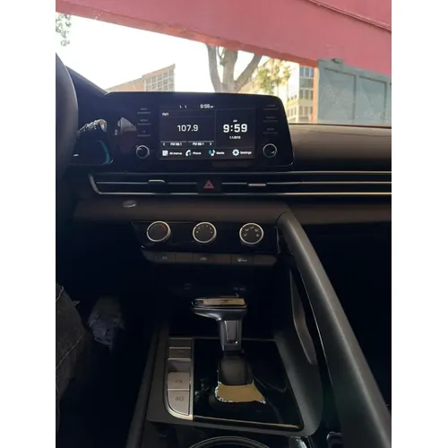 Hyundai Elantra 2025 Blanco Caracas