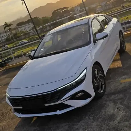 Hyundai Elantra 2025 Blanco Valencia