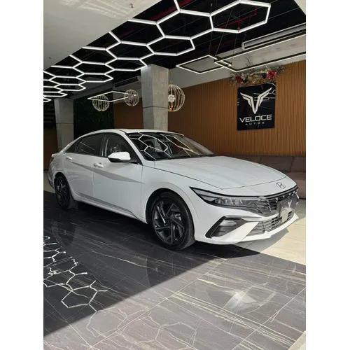 Hyundai Elantra GLX 2025 Blanco Caracas