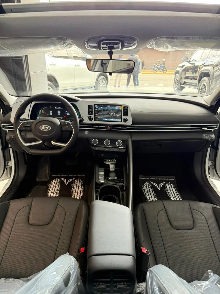 Hyundai Elantra GLX 2025 Blanco Caracas