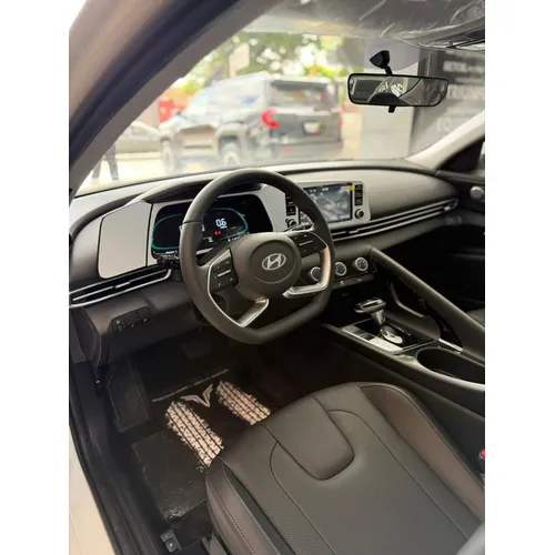 Hyundai Elantra GLX 2025 Blanco Caracas