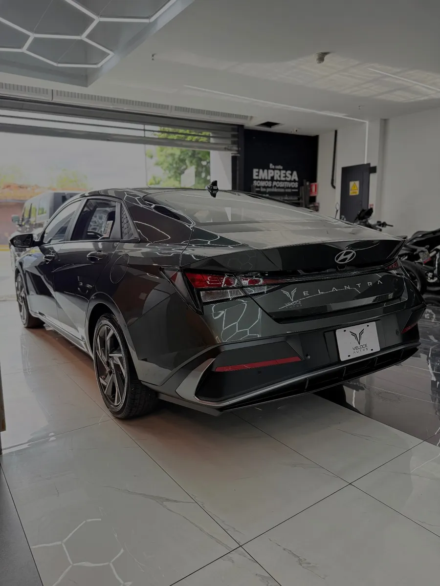 Hyundai Elantra GLX 2025 Gris Caracas