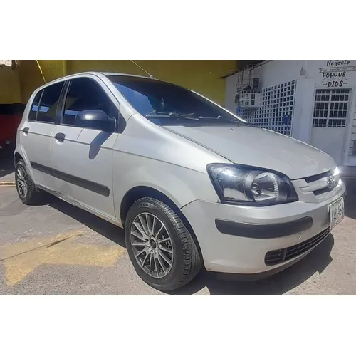 Hyunbdai Getz 2007 Plateado Caracas