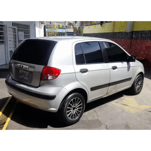 Hyunbdai Getz 2007 Plateado Caracas