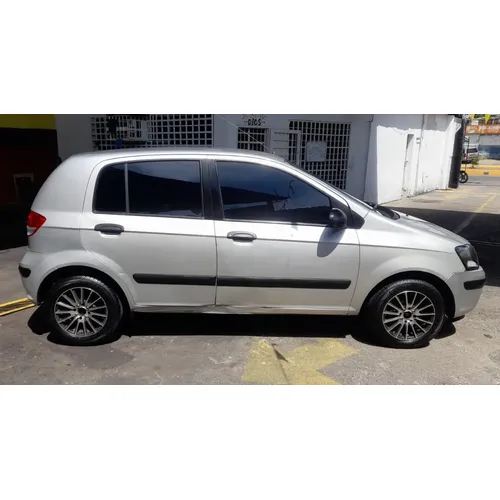 Hyunbdai Getz 2007 Plateado Caracas