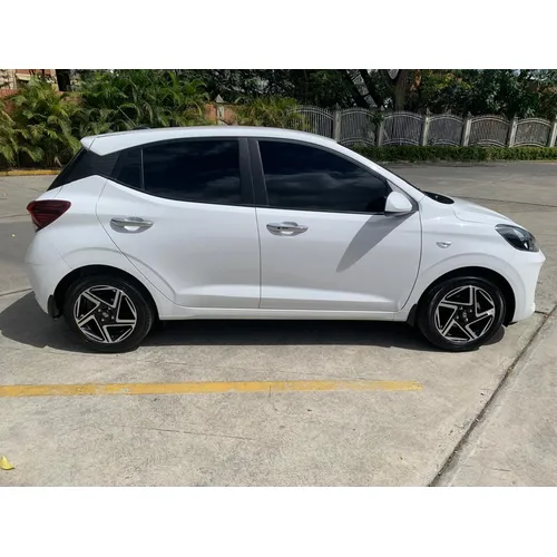 Hyundai Grand i10 GLS 2025 Blanco Maracay