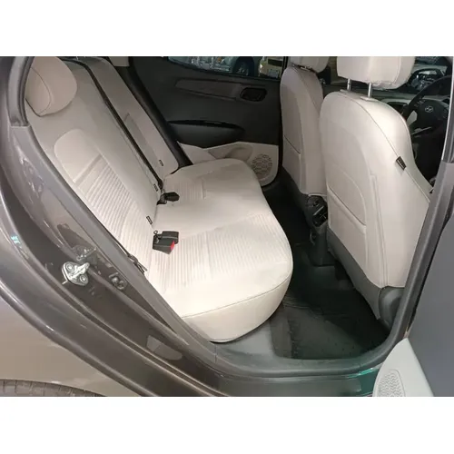 Hyundai Grand i10 2024 Gris Caracas