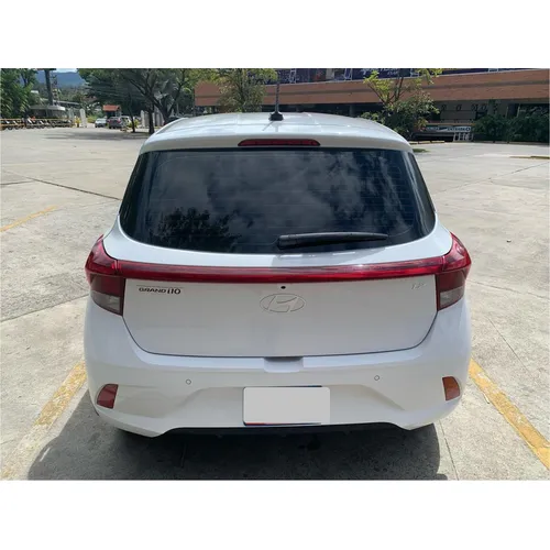Hyundai Grand i10 GLS 2025 Blanco Maracay