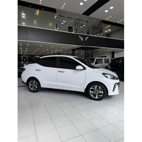 Hyundai Grand i10 GLS 2024 Blanco Caracas