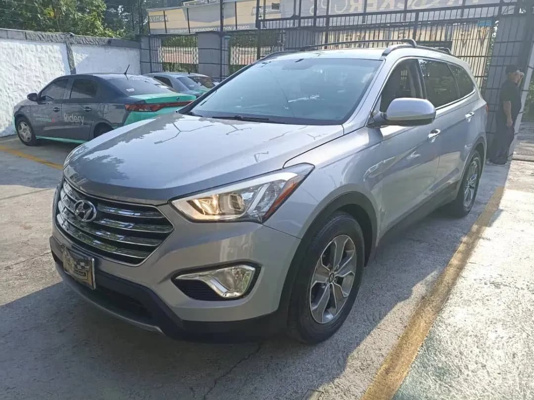 Hyundai Santa Fe Gris Modelo 2016