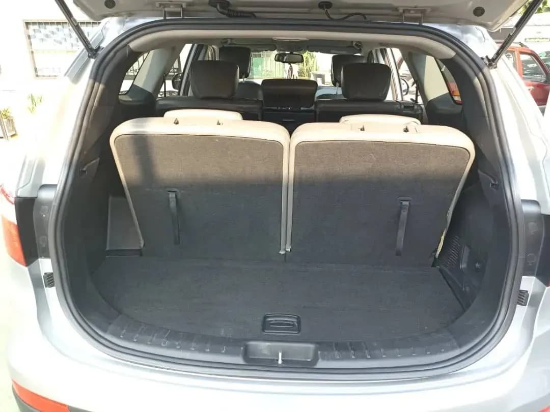 Hyundai Santa Fe Gris Modelo 2016