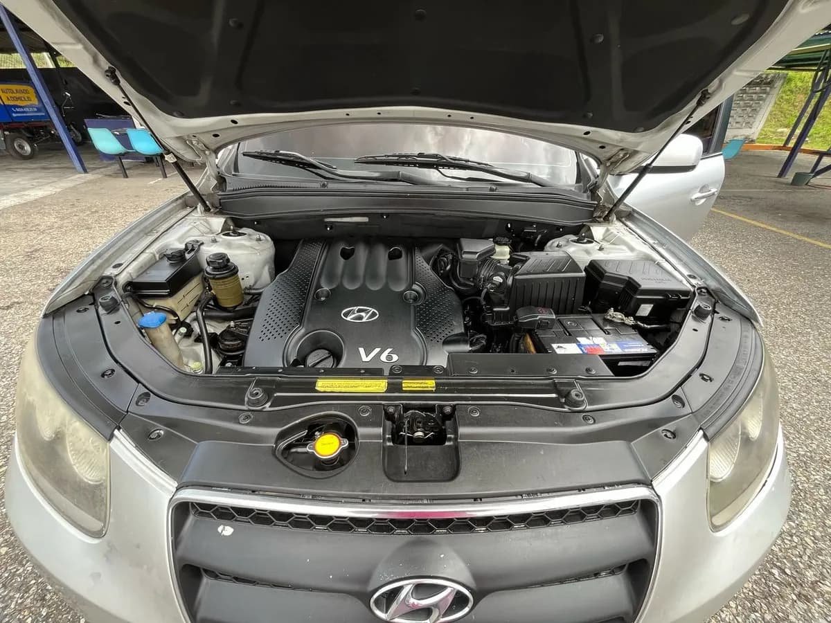Hyundai Santa Fe V6 2008 Plateado