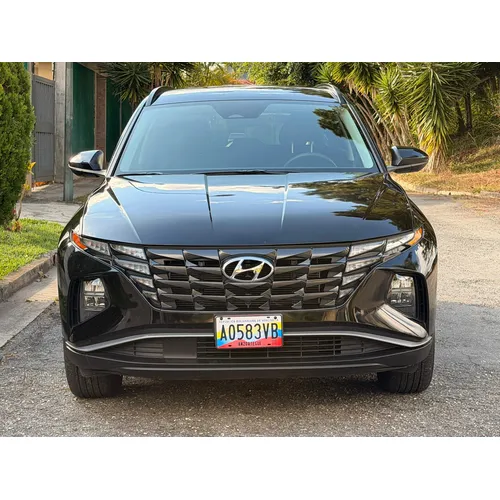 Hyundai Tucson 2024 Negro Caracas