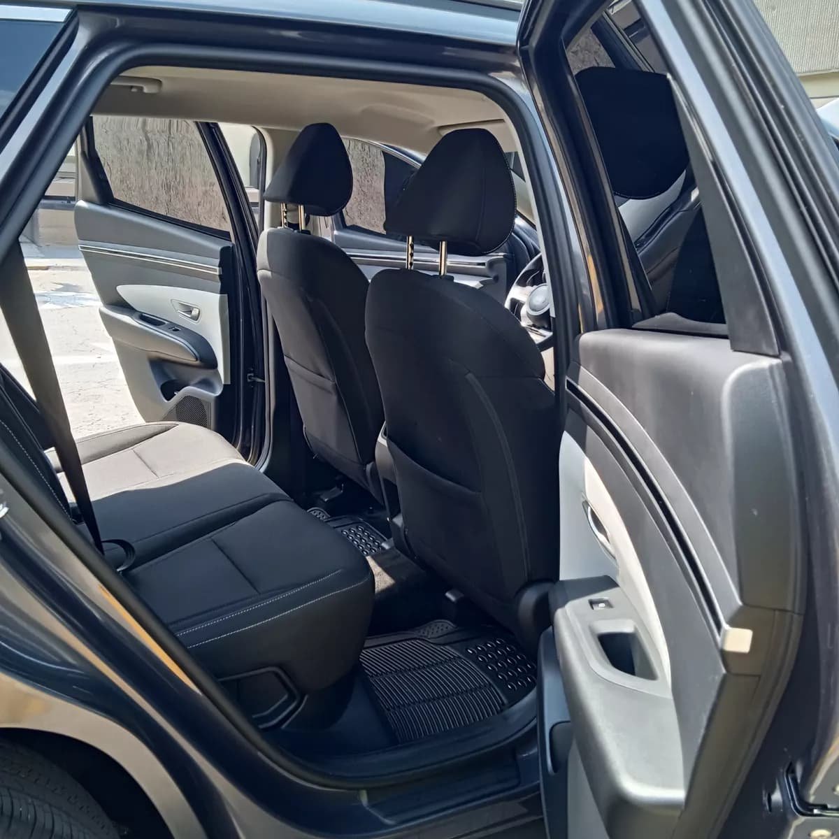 Hyundai Tucson Gris Modelo 2022