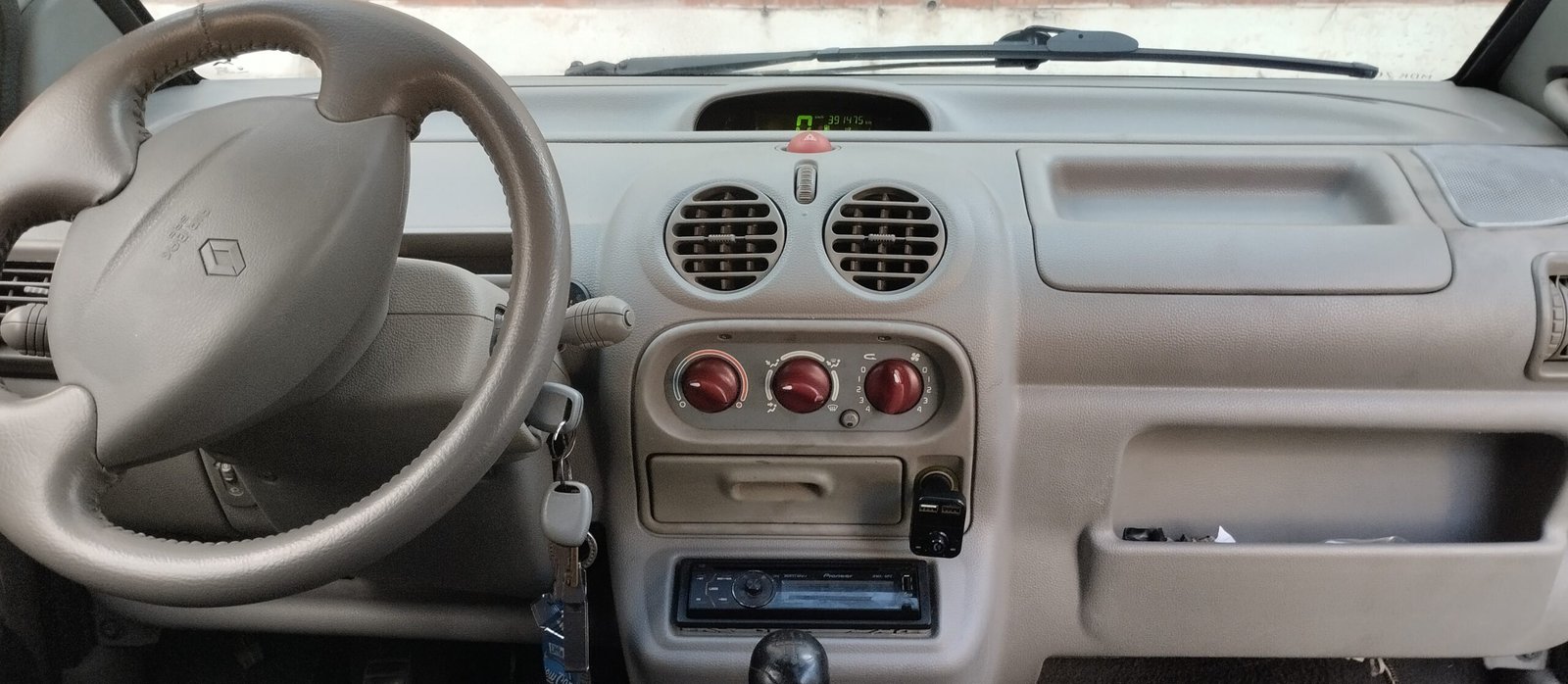 Se vende Renault Twingo 2024
