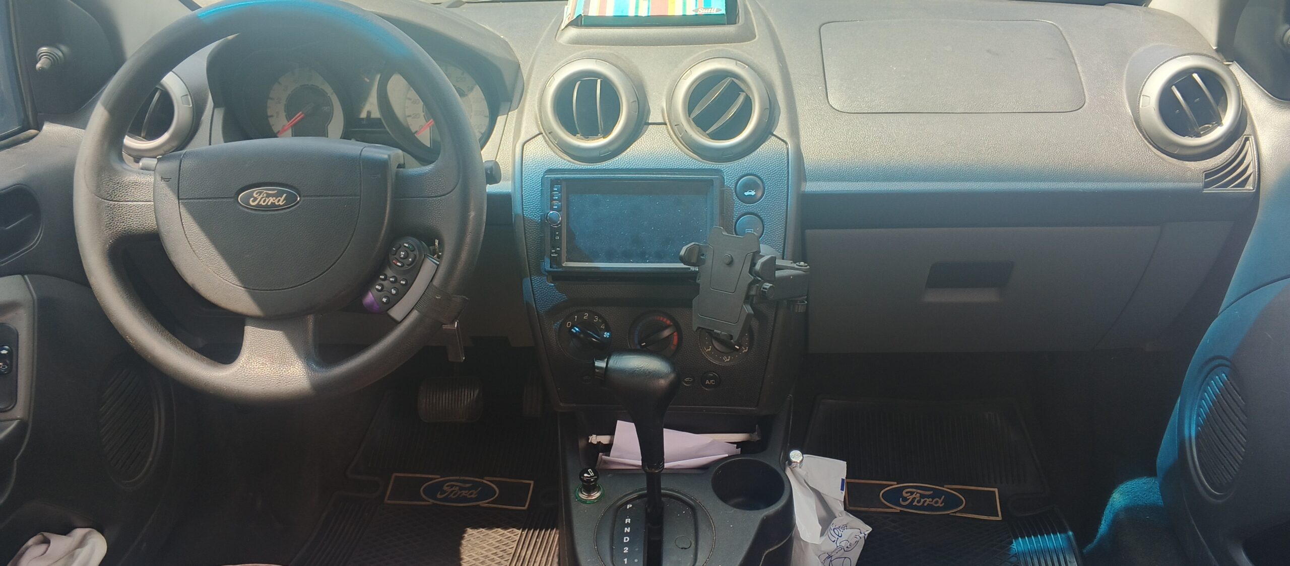 Ford Fiesta 2009 Gris Caracas