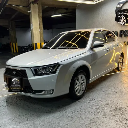 Ikco Dena+ Centauro 2023 Plateado Caracas