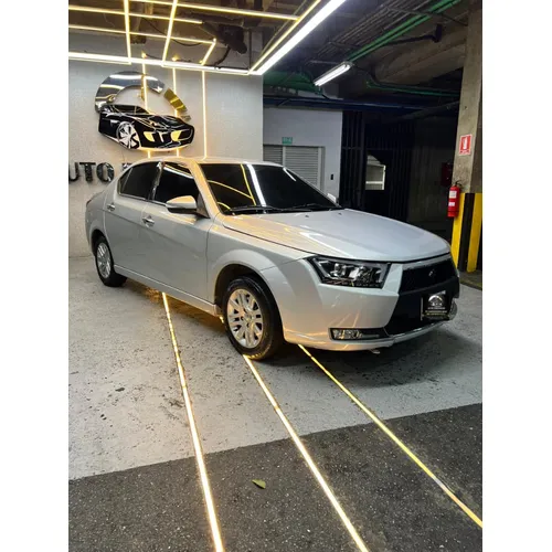 Ikco Dena+ Centauro 2023 Plateado Caracas