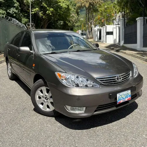 Toyota Camry Lumiere 2005 Marrón Caracas