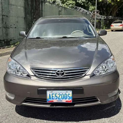 Toyota Camry Lumiere 2005 Marrón Caracas