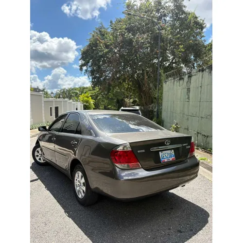 Toyota Camry Lumiere 2005 Marrón Caracas