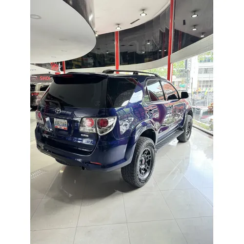 Toyota Fortuner SR 2012 Azul Caracas
