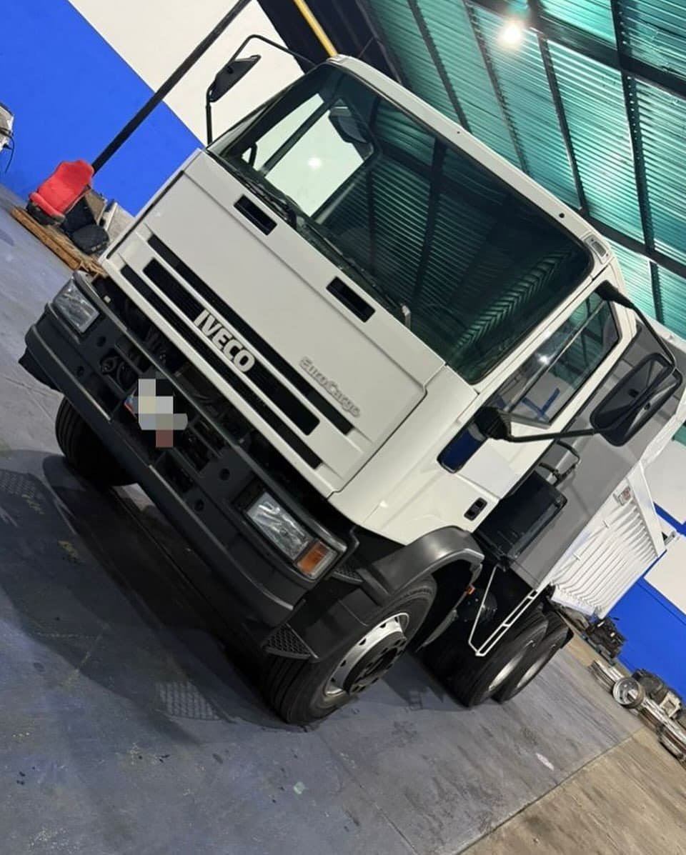 Iveco Eurocargo 260 modelo 2013 Blanco