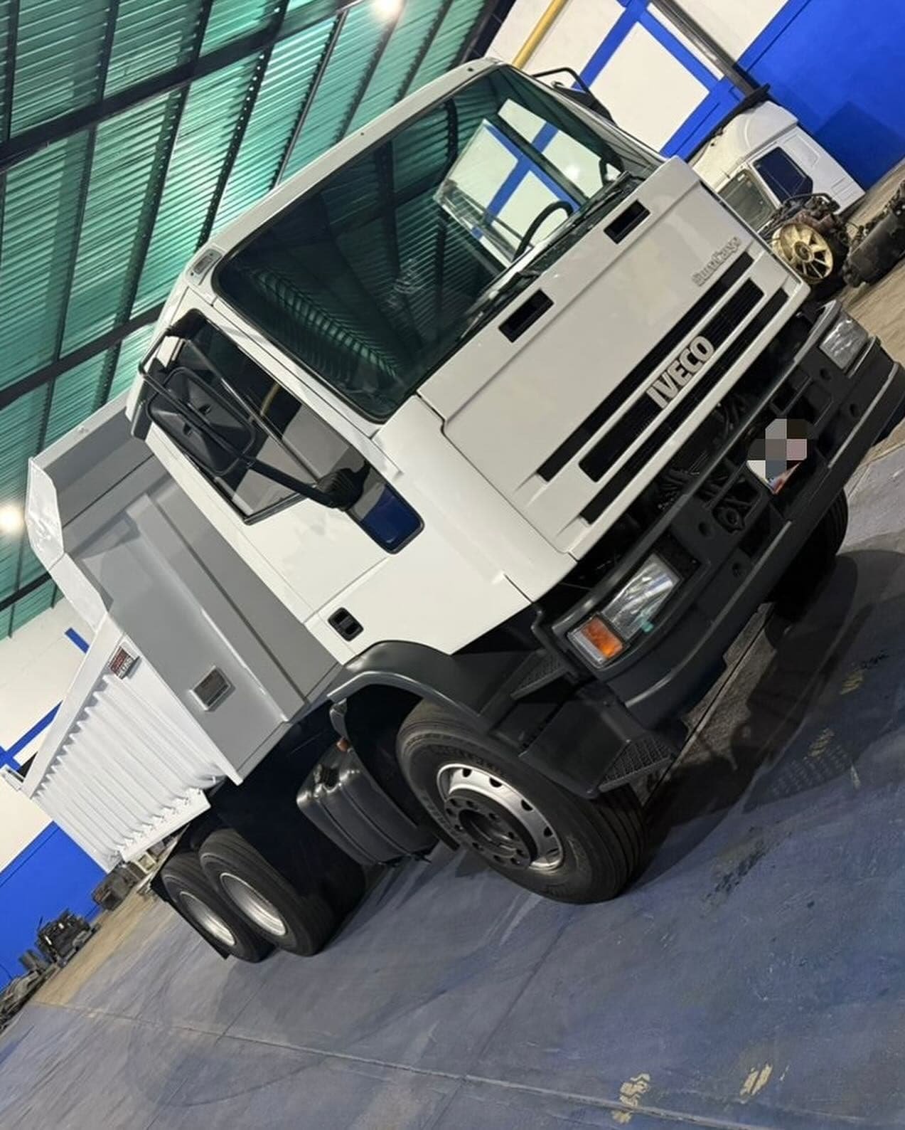 Iveco Eurocargo 260 modelo 2013 Blanco