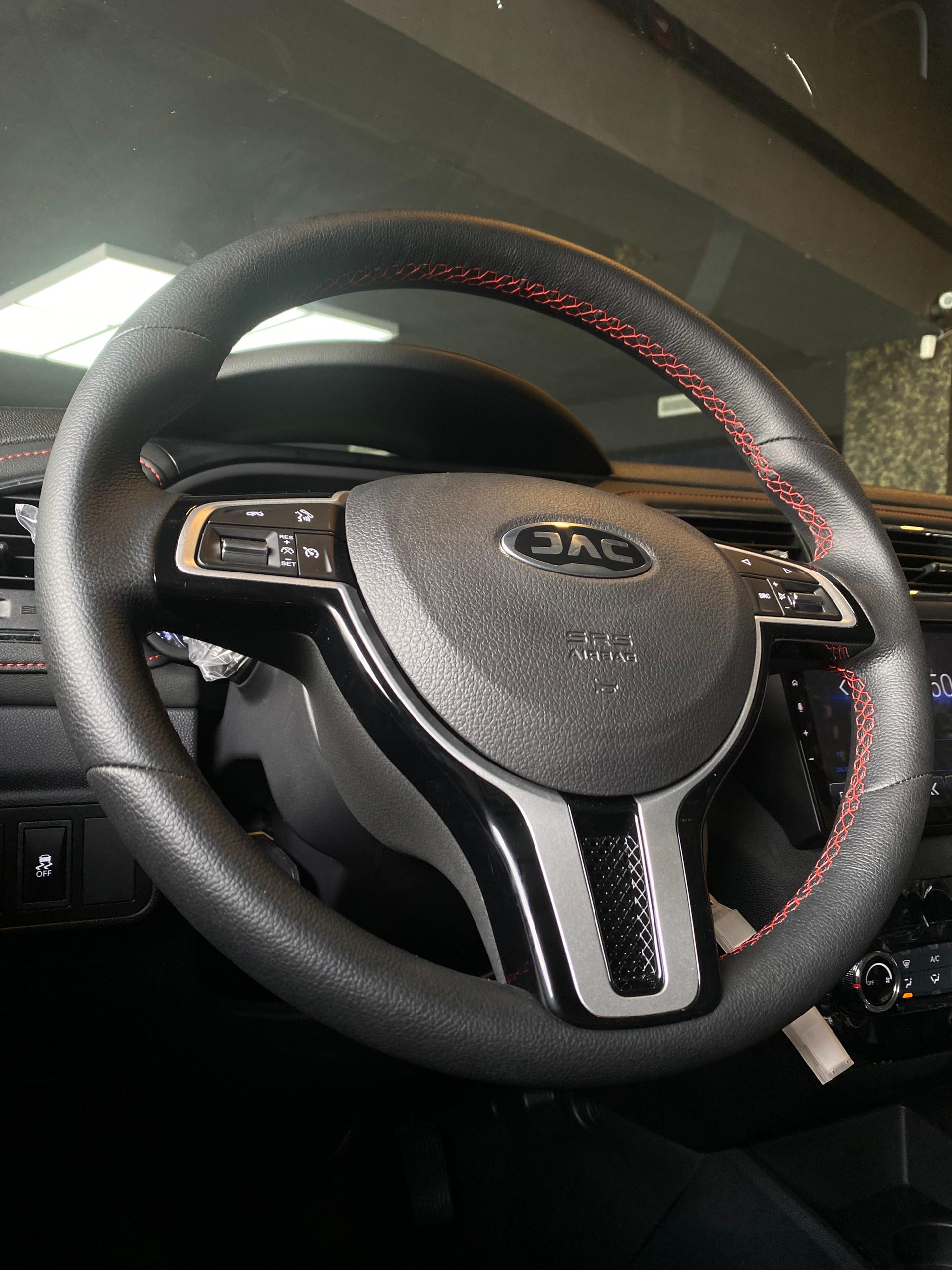 JAC Arena 2026 Rojo Caracas