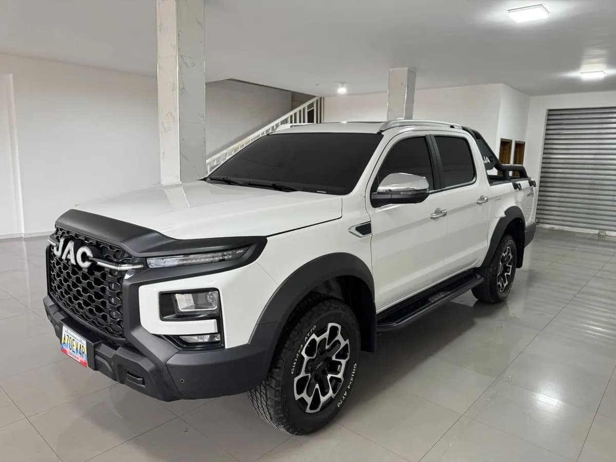 JAC Aventura Luxury 2025 Blanco