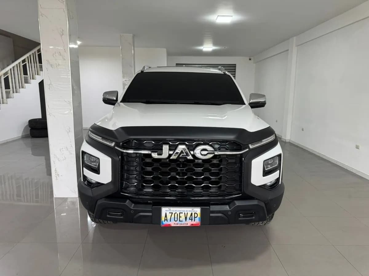 JAC Aventura Luxury 2025 Blanco
