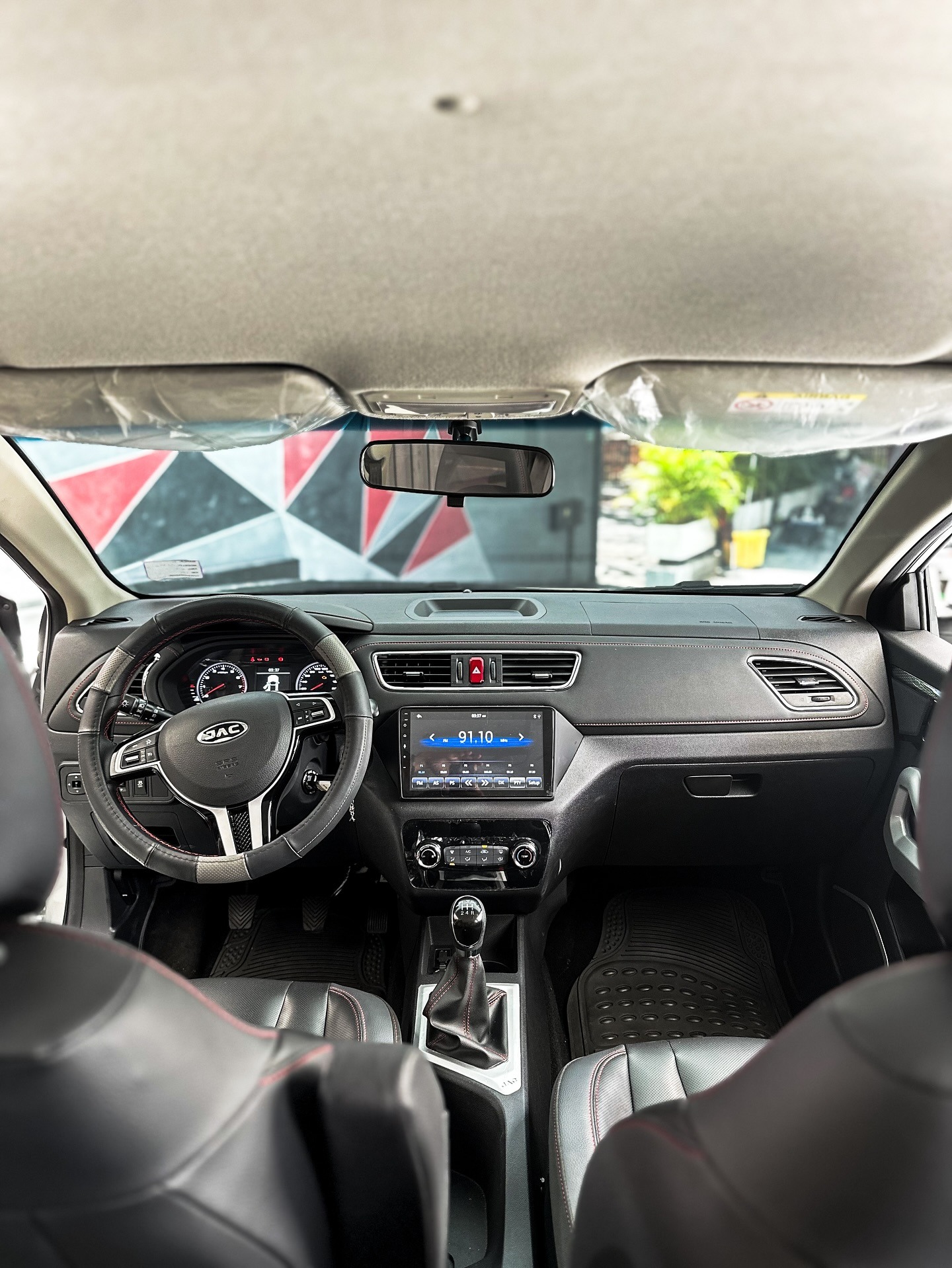 JAC JS2 2025 Plateado Caracas