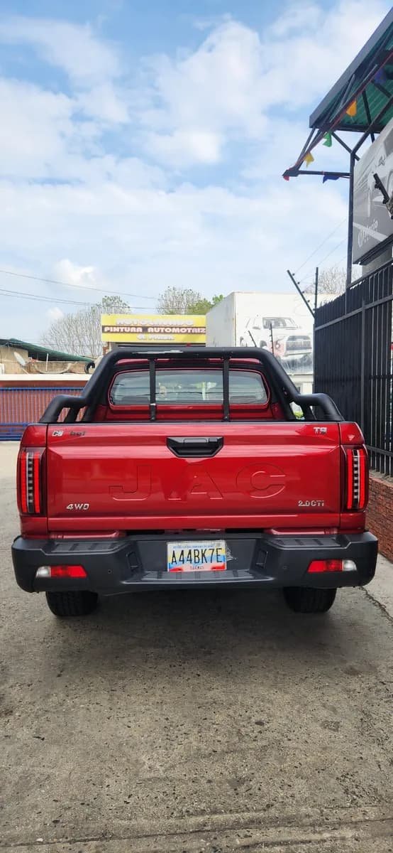 JAC T9 Diésel 2024 Rojo