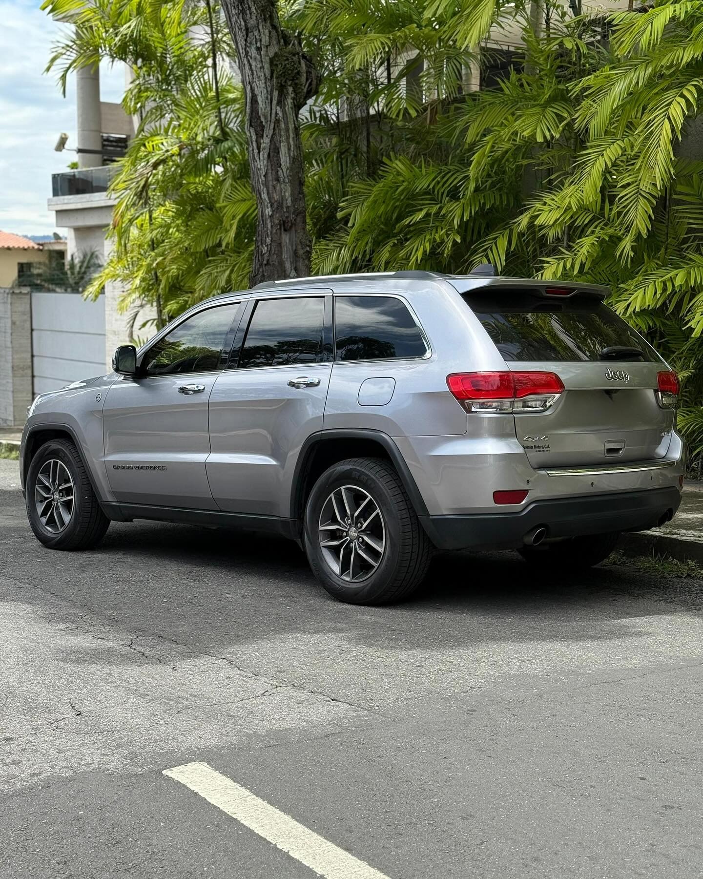 Jeep Grand Cherokee 2017 Plateado Caracas