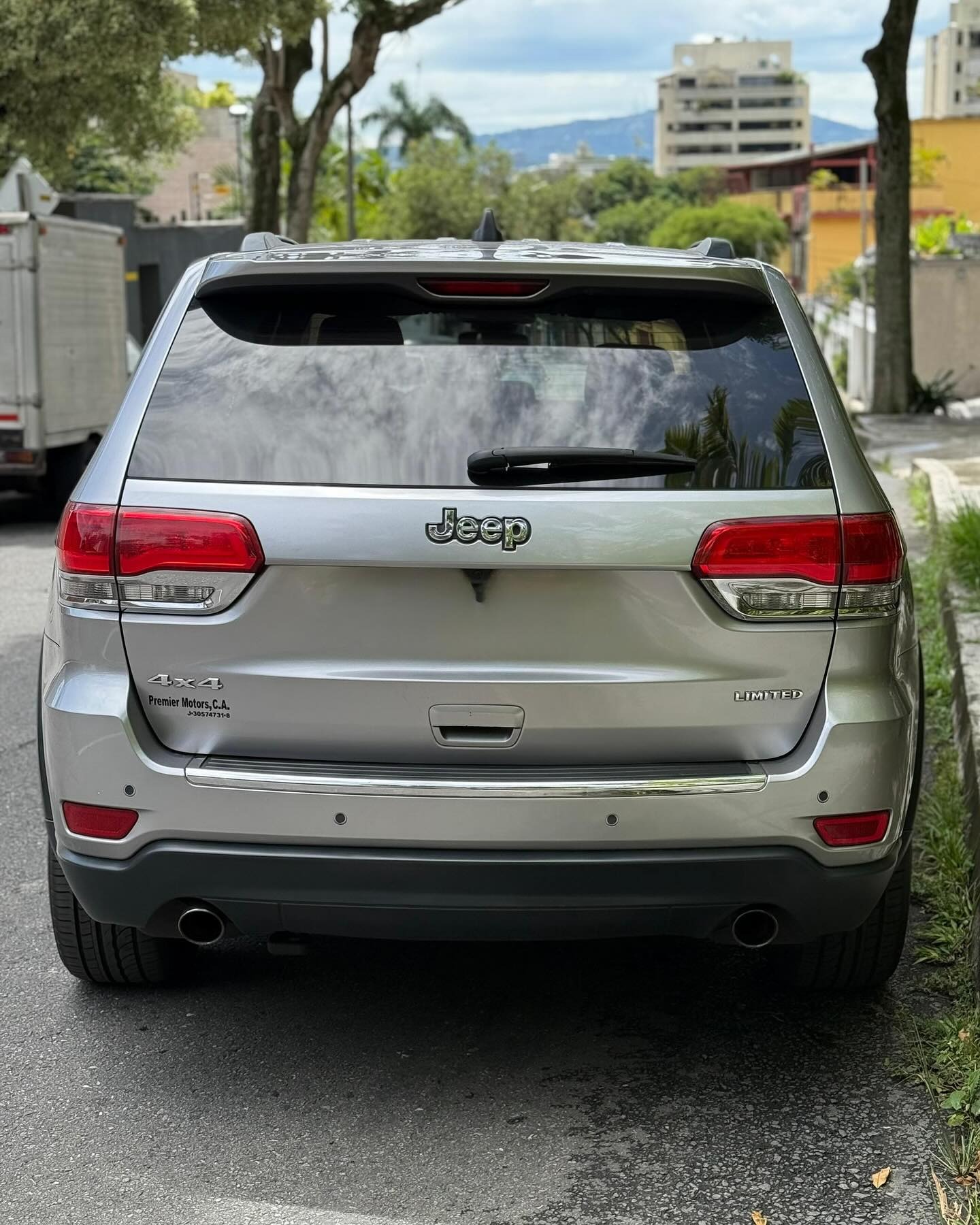 Jeep Grand Cherokee 2017 Plateado Caracas