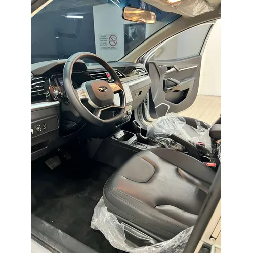 JAC Arena JS2 2025 Plateado Caracas