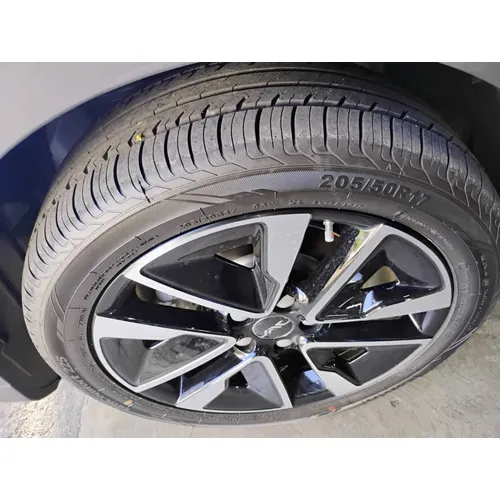 JAC HFC 715 2026 Negro Maracay