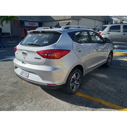 JAC JS2 2025 Plateado Caracas