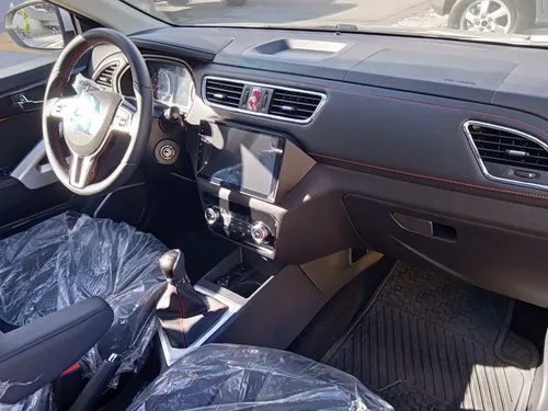 JAC JS2 2025 Plateado Caracas