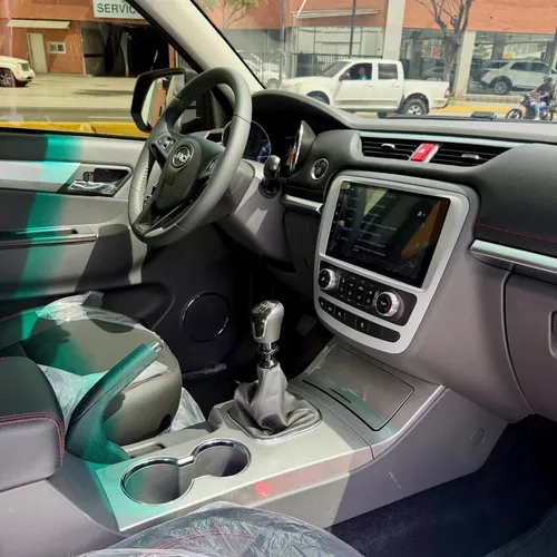 JAC T8 2026 Gris Caracas