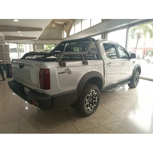 JAC T9 Aventura 2026 Plateado Caracas