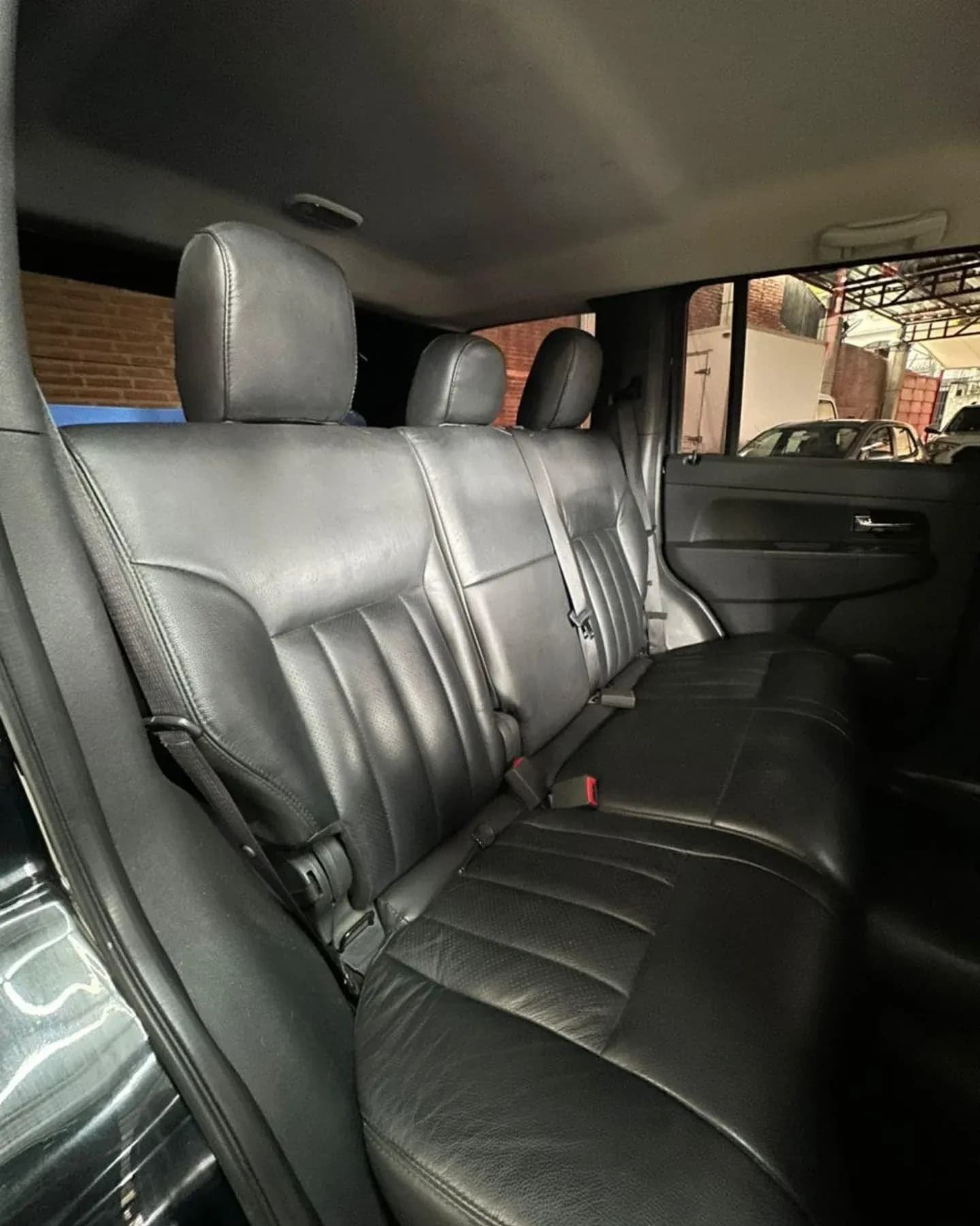 Jeep Cherokee 2013 automática 4x4 Negra