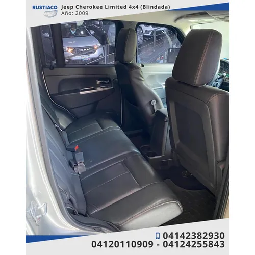 Jeep Cherokee Limited 2009 Plateado Caracas