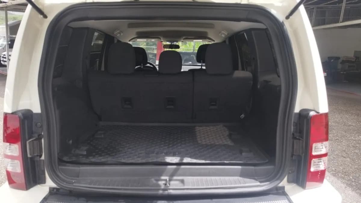 Jeep Cherokee 4x4 Automática 2011 Blanco